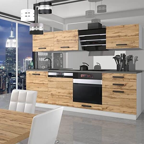 Découvrez la cuisine équipée Belini Linda 240 cm en chêne Wotan : une solution élégante et pratique pour moderniser votre espace culinaire avec style et efficacité.