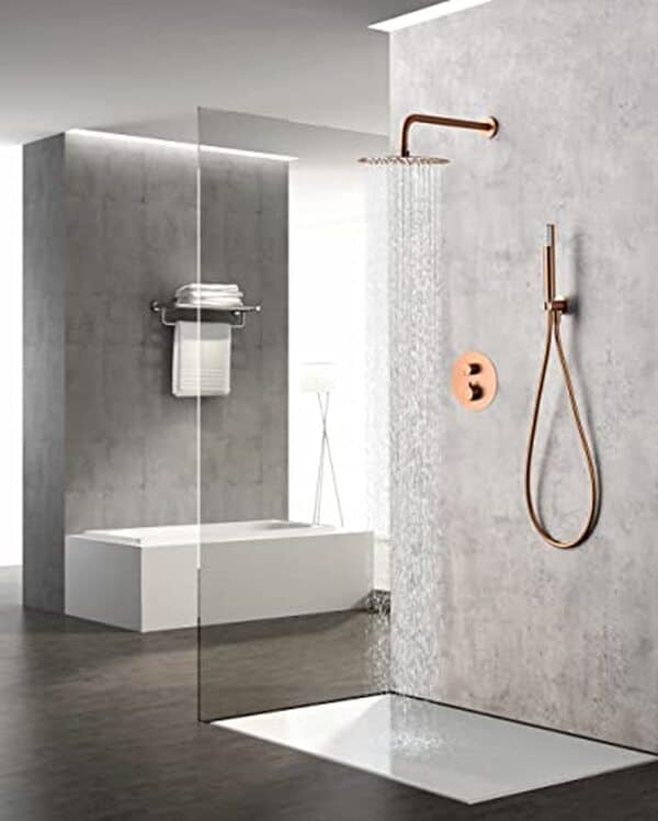 Découvrez notre analyse approfondie de l'ensemble douche thermostatique MICE en cuivre or rose : design élégant, performance et installation. Optez pour un choix raffiné pour votre salle de bain.