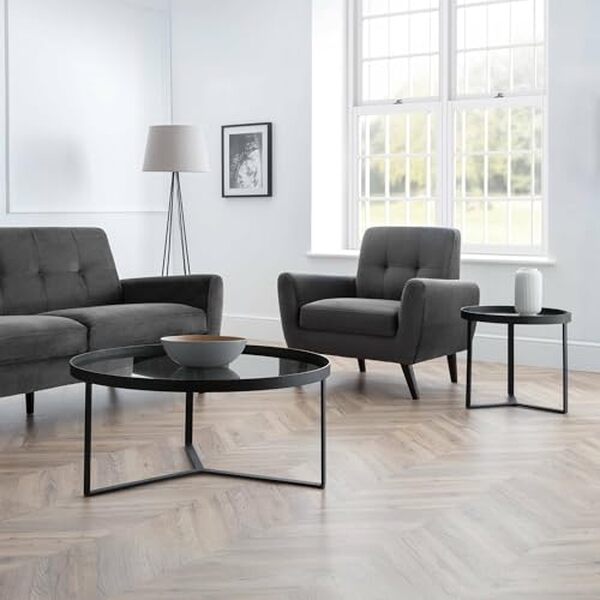 Découvrez notre test détaillé du canapé 3 places Monza de Julian Bowen : confort, design et praticité du modèle gris foncé analysés pour vous guider dans votre choix d'achat