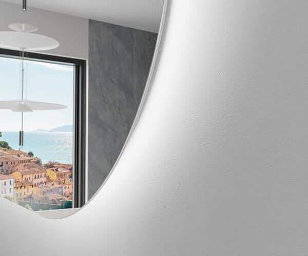 Découvrez notre avis complet sur le miroir Artforma ovale LED personnalisable : design, éclairage et options de personnalisation pour un intérieur unique