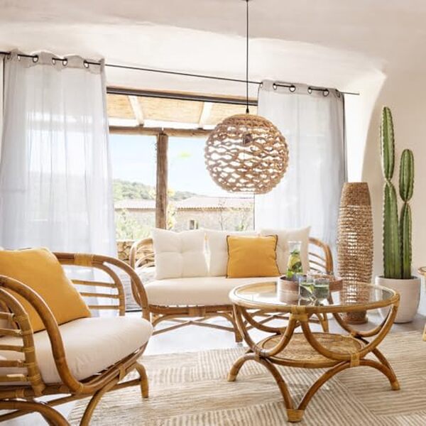 Découvrez notre test détaillé du canapé Farah 2 places en rotin d'Atmosphera : confort, design, caractéristiques et avis pour un salon tendance et accueillant.