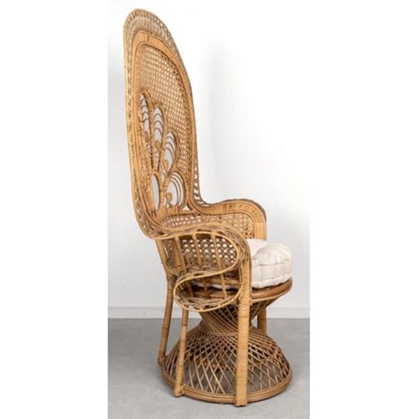 Découvrez notre avis détaillé sur le fauteuil Emmanuelle rotin marron Aubry Gaspard : confort, design et qualité pour votre intérieur.