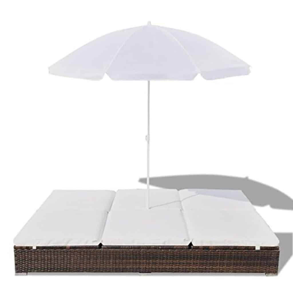 Test : chaise longue Festnight en rotin synthétique avec parasol